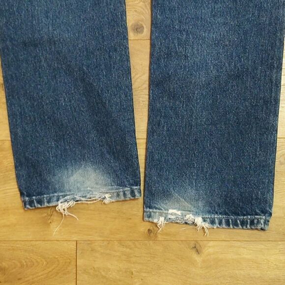 Vintage Guess dark wash jeans - Picture 7 of 11